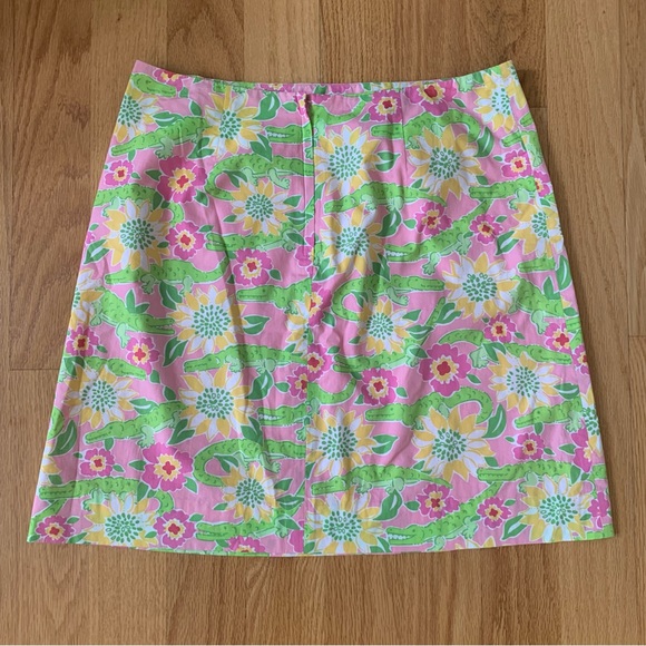 Lilly Pulitzer Alligator patterned skirt Sz 10 - Picture 3 of 4